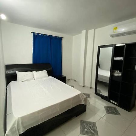 Apartamento Entero 5 Min Del Aeropuerto Y Playas ! Appartement Cartagena Buitenkant foto